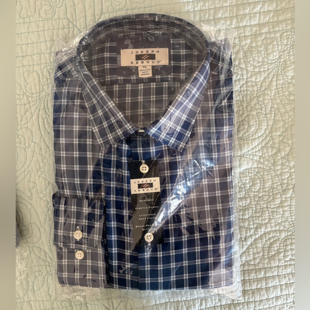 NWT Men’s Long Sleeve Dress shirt Sz. XL